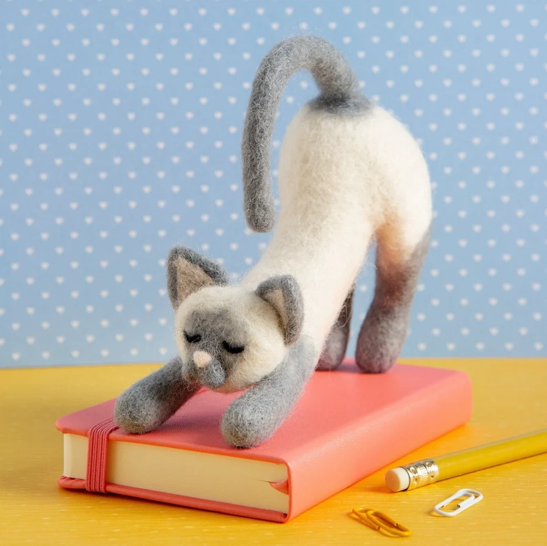 Felting Kit-Stretching Cat