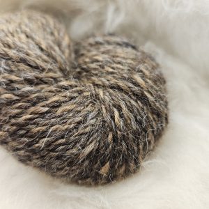 YARN: Bulky Weight • 100% Alpaca • Natural Farm Blend